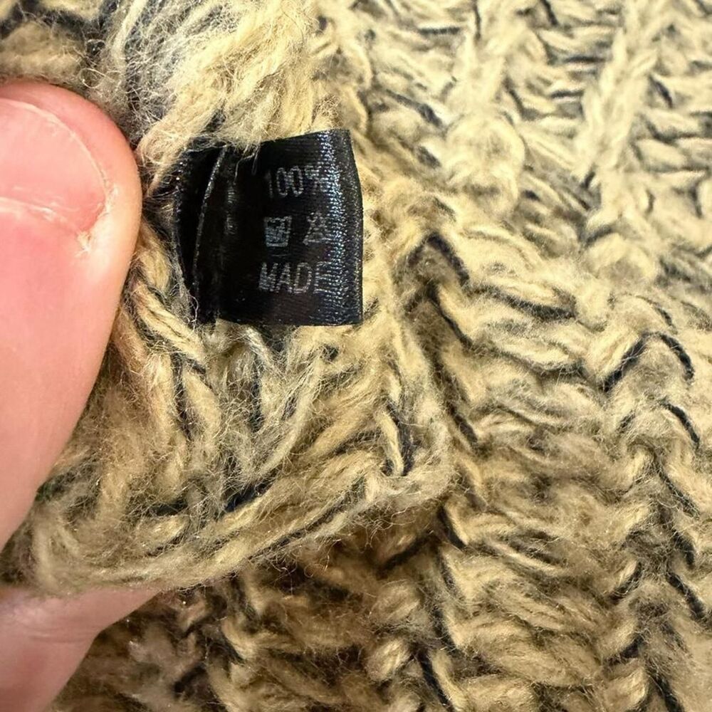 Brown & tan knit cardigan with horizontal ribbed texture - Picture 3 of 4